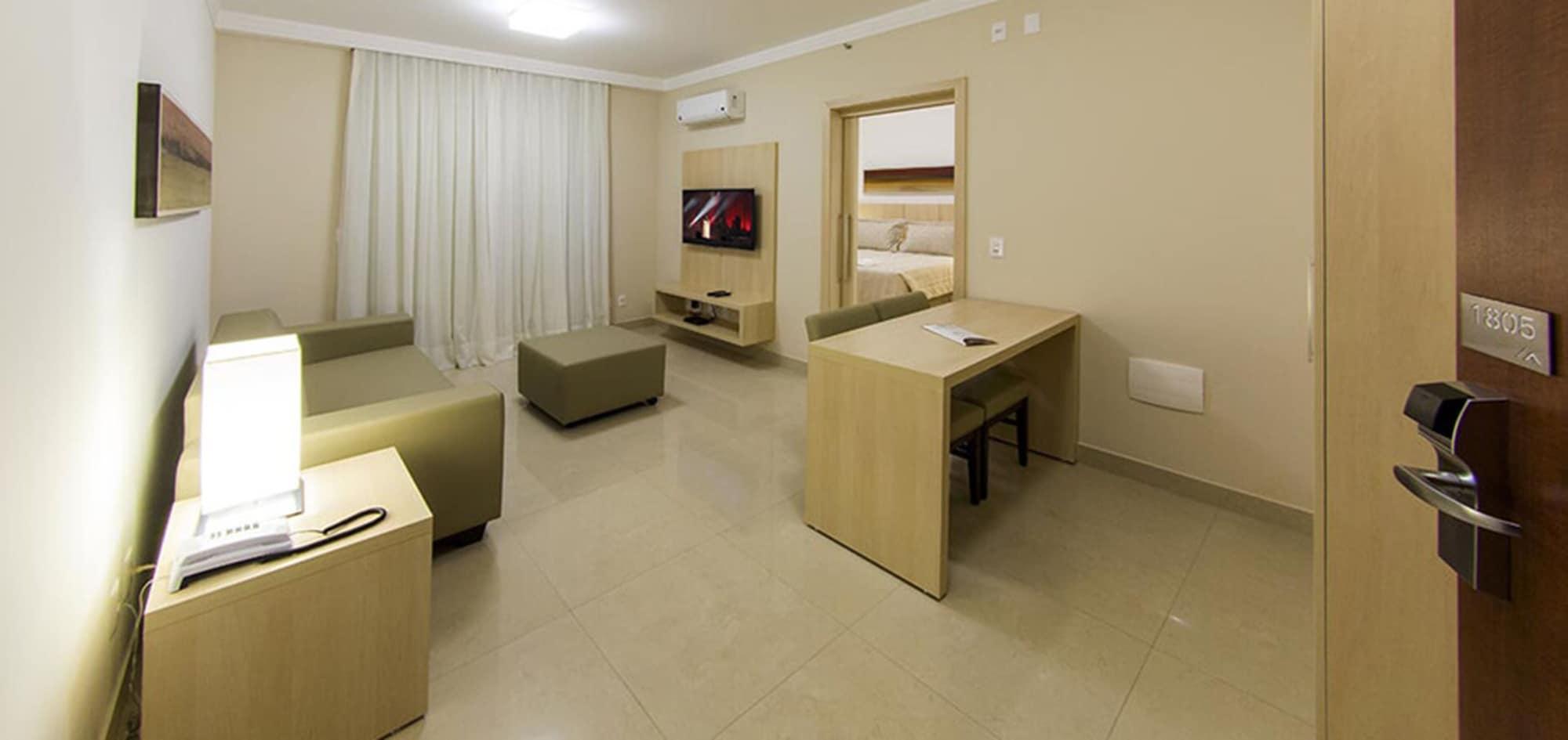 Hotel Mont Blanc Premium Ribeirao Preto Exterior photo A typical hotel room